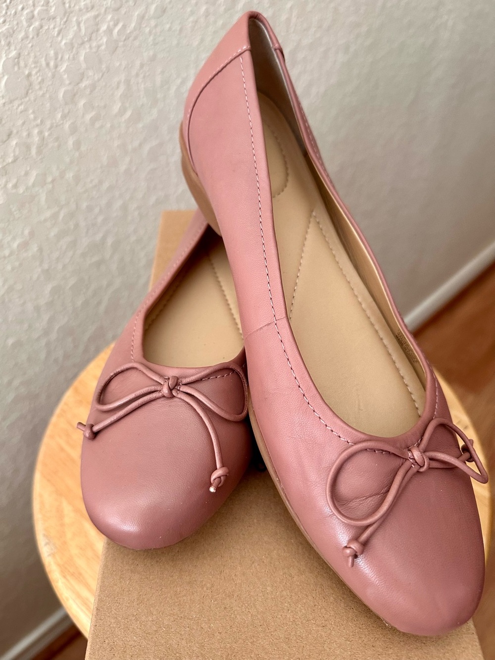 Nurture Dusty Rose Leather Bow Flats - 10M